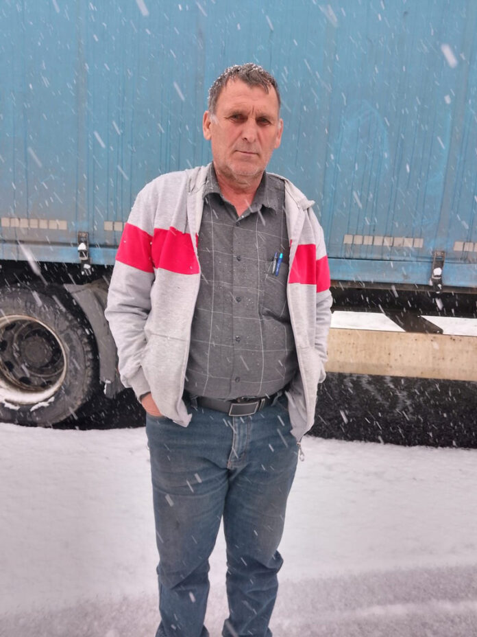 Un fost electrician în foraje din Țicleni i-a făcut o scrisoare premierului Ciolacu. Subiectul fierbinte: pensiile speciale