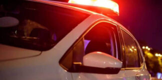 Inconștiență la volan: Un bărbat fără permis s-a oprit cu mașina în gardul unei benzinării