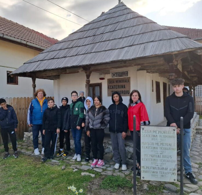 9276511c-616f-4923-88b8-9e1e3c2a1fcb