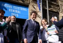 BEC i-a interzis USR-ului să-l promoveze pe Nicușor Dan