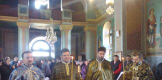Slujba Tainei Sfântului Maslu, la Biserica de Parohie din satul Budieni, comuna Scoarţa – ,,Îi mulţumim Bunului Dumnezeu că ne-a îngăduit ca să ne rugăm în această zi pentru vindecarea sufletelor şi a trupurilor noastre, prin Taina Sfântului Maslu”!