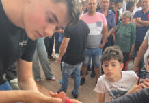 Concursuri de ciocnit ouă la Baia de Fier și Polovragi!