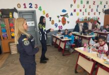 Activități de prevenție, derulate de polițiști în școlile din Gorj