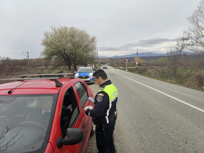 Controale la trei centre de colectare a deşeurilor feroase şi neferoase