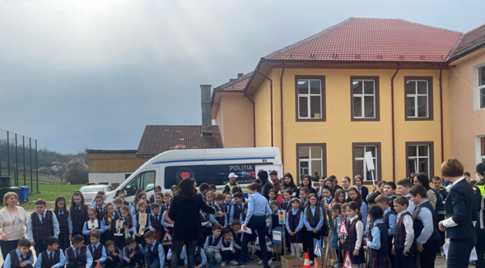 Lecție de prevenire a accidentelor pentru elevii din Slivilești