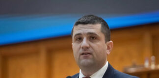 Două săptămâni durează eliminarea unei postări politice!