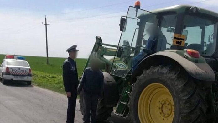 Dosar penal după o plimbare cu tractorul