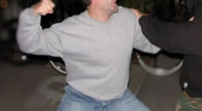 Bărbat lovit cu pumnii și picioarele, în plină stradă, la Târgu-Jiu! Agresorul a fost reținut