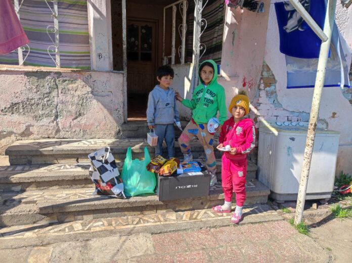 Campania „Donează o jucărie, dăruiește un zâmbet!”, la prima oprire: Polovragi și Scoarța!