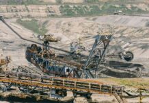 Licitație pentru transportul minerilor de la Jilț