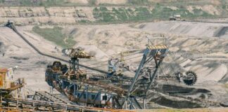 Licitație pentru transportul minerilor de la Jilț