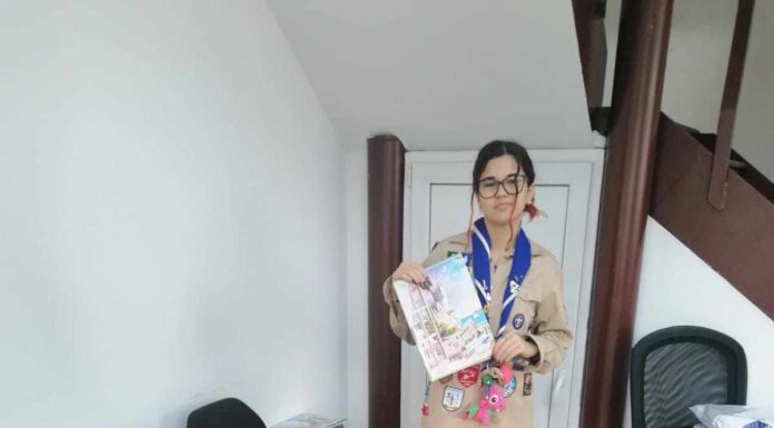 Cercetașii din Târgu Jiu contribuie la campania „Donezi o jucărie, dăruiești un zâmbet”