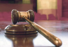 Pensionar condamnat! L-a bătut și l-a mușcat de degetul mijlociu!