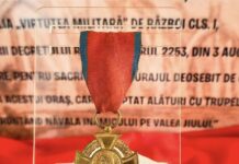 Decorația Virtutea Militară de Război, expusă la Primăria Târgu Jiu