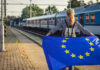 Tinerii de 18 ani pot călători gratuit cu trenul în Europa