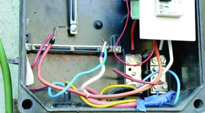 Condamnat pentru furt de curent