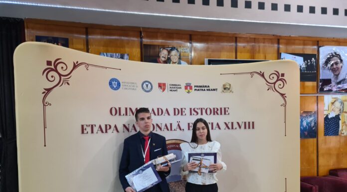 Elevi din Gorj, premiați la etapa națională a Olimpiadei de Istorie
