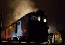 Locomotiva unui tren încărcat cu cereale a luat foc