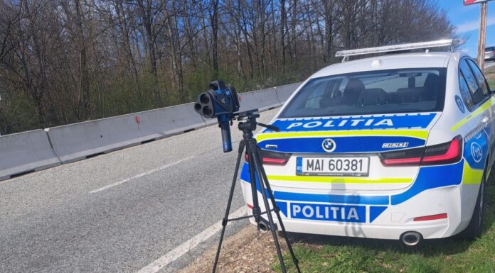 Şofer prins în timp ce conducea cu 112 km/h într-o localitate din Gorj