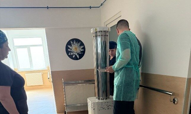 Roboți de dezinfecție la Spitalul Județean