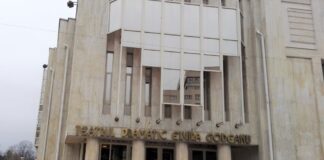 Ziua Mondială a Poeziei – Noaptea de poezie 2025 de literatură/muzică/arte de la Teatrul Dramatic „Elvira Godeanu” din 21 martie 2025