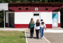 Bani pentru cinci școli din Gorj cu toalete în curte