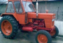 Riscă să ajungă după gratii, după o plimbare cu tractorul