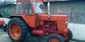 Riscă să ajungă după gratii, după o plimbare cu tractorul