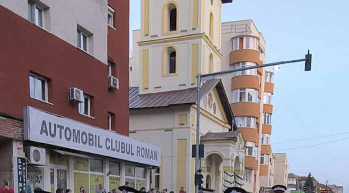 Procesiune impresionantă de Sfinții Constantin și Elena la Târgu Jiu!