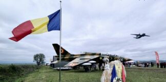 Zborul care unește – un eveniment aeronautic aniversar desfășurat la Aerodromul Târgu-Jiu „Barza” din Gorj
