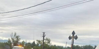 Beat la volan, un șofer a intrat pe contrasens și a lovit o autoutilitară care circula regulamentar