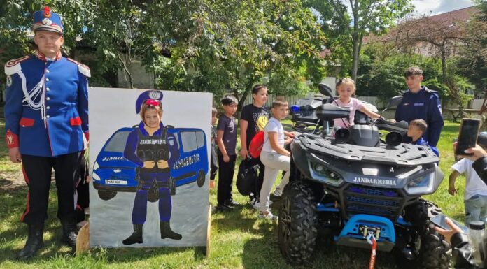 FOTO: Elevi din clasa pregătitoare, în vizită la Jandarmerie