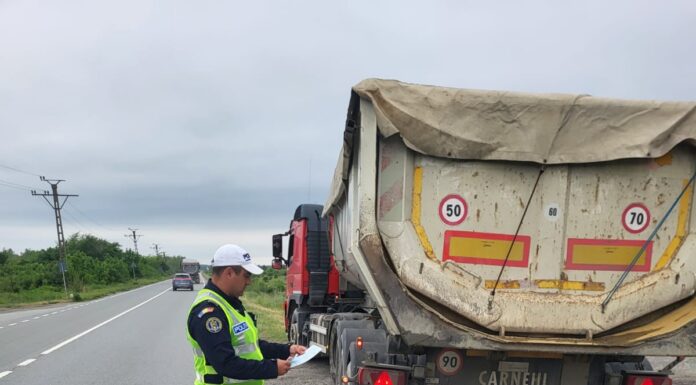 Acțiune de amploare pe șoselele din Gorj! Autobuze, microbuze și camioane, verificate de polițiști