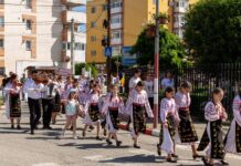 Festivalul „La Poalele Cetății”, două zile de tradiție, dans și bucurie, la Țicleni