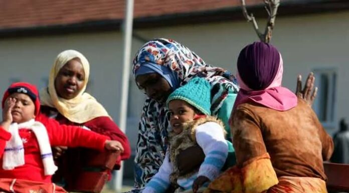 S-a schimbat legislația privind azilul: noi drepturi pentru solicitanți