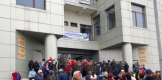 Angajatori și șomeri, față în față la Târgu Jiu: Bursa locurilor de muncă