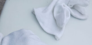 S-a ales cu dosar penal, după ce a dat capra pe pistol