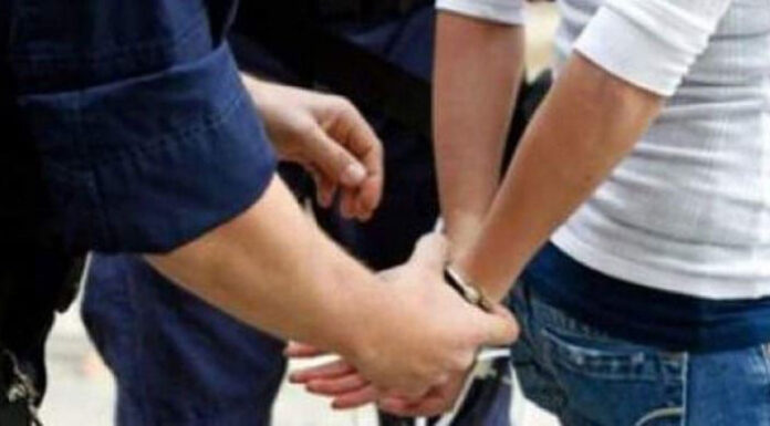 Minorul acuzat că și-a ucis bunica, dus la instanță! Anunțul făcut de procurori