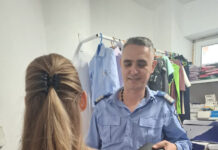 Gest de omenie făcut de o inspectoare a AJFP Gorj și un jandarm, după ce o femeie și-a uitat portofelul în magazinul Finanțelor
