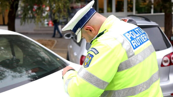 Doi șoferi agresivi în trafic, lăsați fără permis după ce au fost reclamați online