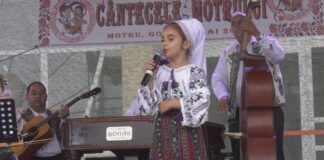 Tradiție, talent și port popular la Festivalul „Cântecele Motrului”