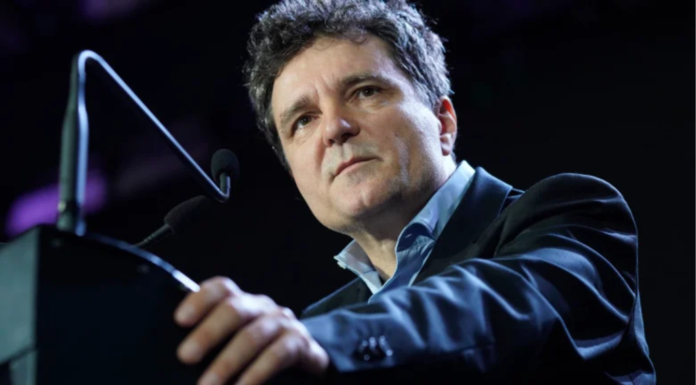 Nicușor Dan preia oficial mandatul de președinte