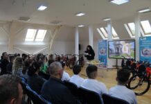 Târgu Jiu: S-au decernat premiile proiectului ”Biblioteca Vlogging”