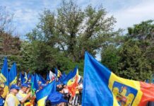 Ceferiștii ies în stradă