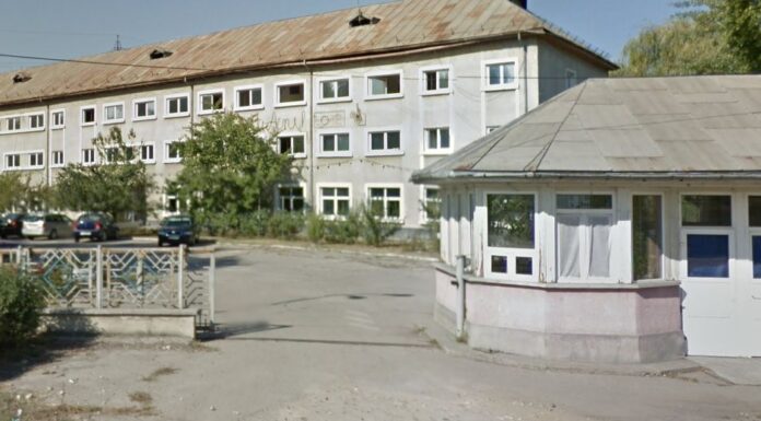 CE Oltenia închiriază autovehicule de transport mixt pentru UMC Rovinari