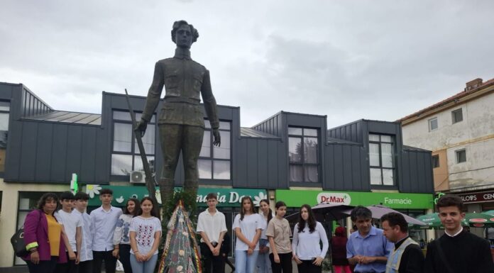 Ziua Eroilor și Înălțarea, marcate și la Școala Gimnazială “Ecaterina Teodoroiu”