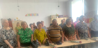 Întâlnire emoționantă: Absolvenții Școlii Generale din Motru Sec s-au reîntâlnit după o jumătate de secol