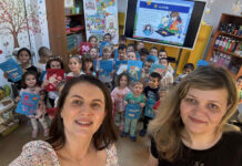 Acțiune inedită: Preșcolarii de la o grădiniță din Târgu-Jiu s-au familiarizat cu viața de elev, prin video-call