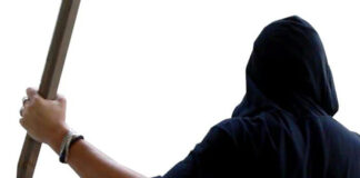 Adolescent din Târgu-Cărbunești, acuzat că și-a lovit bunicul după ce a încălcat un ordin de protecție