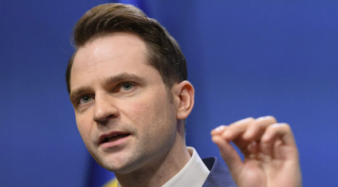 Burduja: Piața europeană de energie e unică doar pe hârtie: E nevoie de ,,sârme”